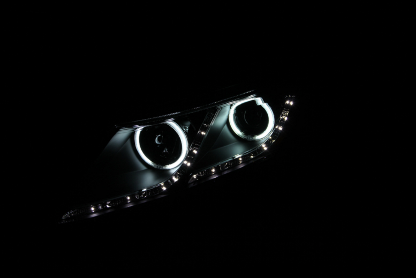 2011-2013 Kia Optima Anzo Headlights with Halo